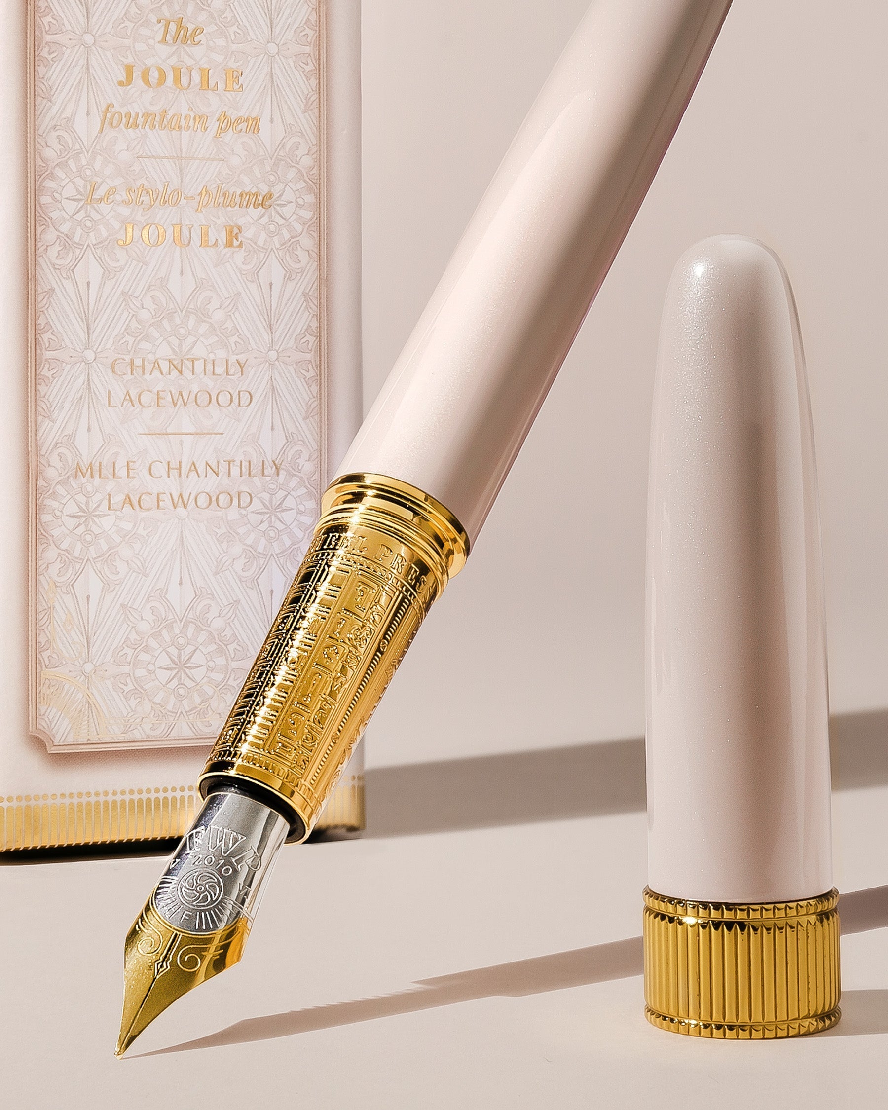 The Joule Fountain Pen Chantilly Lacewood